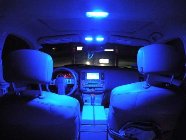 ampoule led bleu voiture