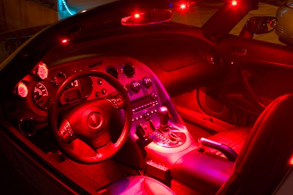Ampoule LED W5W Rouge / LED T10 6 LEDS FISCHER ROUGE AUTOLED® – Image 10