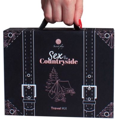 SECRETPLAY - KIT DE VOYAGE SEXE À LA CAMPAGNE (ES/EN/DE/FR/NL/PT) -