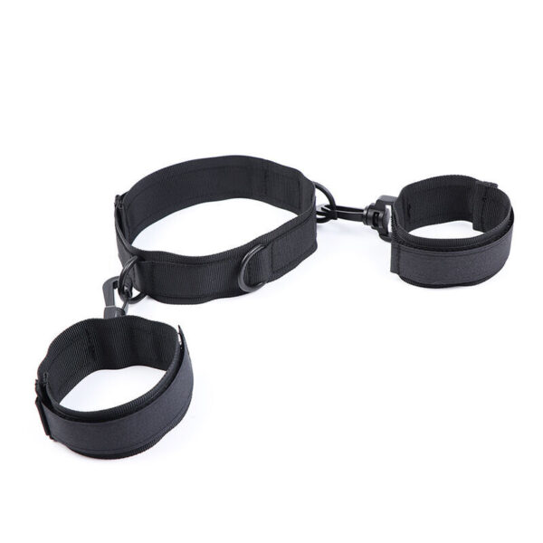 OHMAMA FETISH - MENOTTES ET COLLIER EN NYLON -