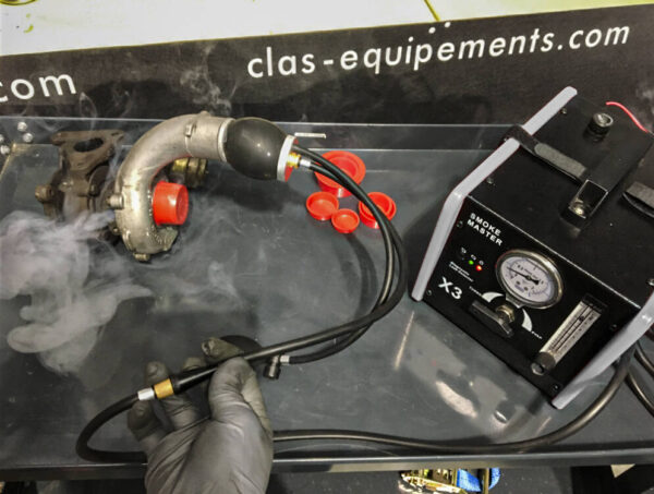Contrôleur de fuites par fumée 12V - AC 0410 - CLAS Equipements – Image 7