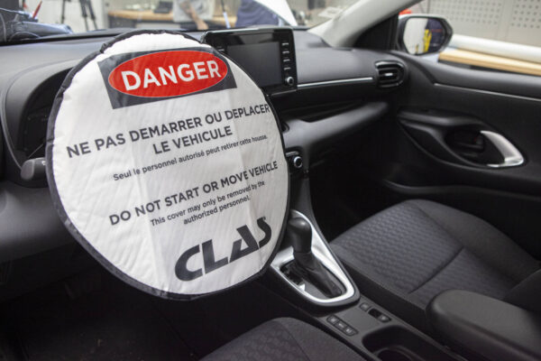 Housse de volant danger pour condamner véhicules à inspection - EG 0031 - CLAS Equipements – Image 2