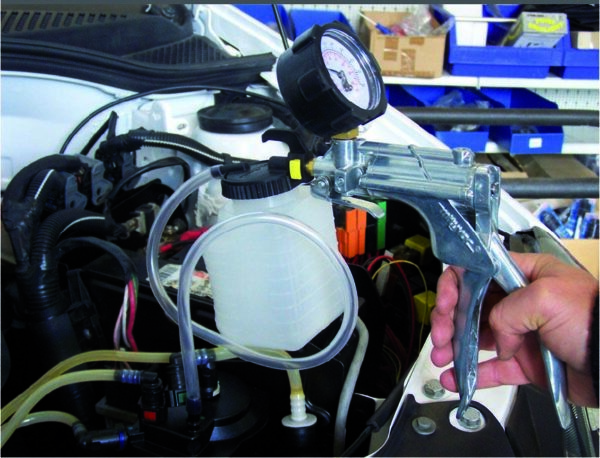 Pompe métallique pression et dépression (-1/+ 4bar) - HU 0550 - CLAS Equipements – Image 5