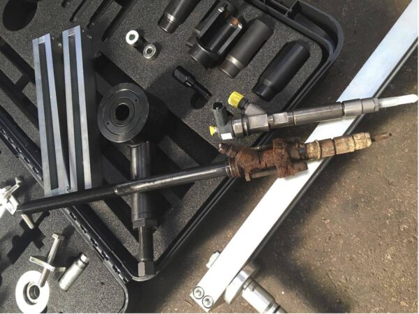 Kit mécano-hydraulique multimarque extraction injecteurs - OH 0027 - CLAS Equipements – Image 3