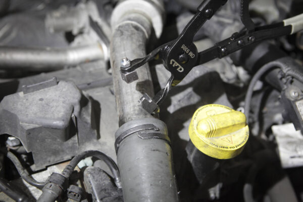 Pince colliers durites de turbo vag tdi - OM 9305 - CLAS Equipements – Image 3