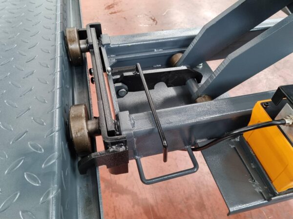 Traverse de levage hydropneumatique 3T - PE 7000 - CLAS Equipements – Image 3