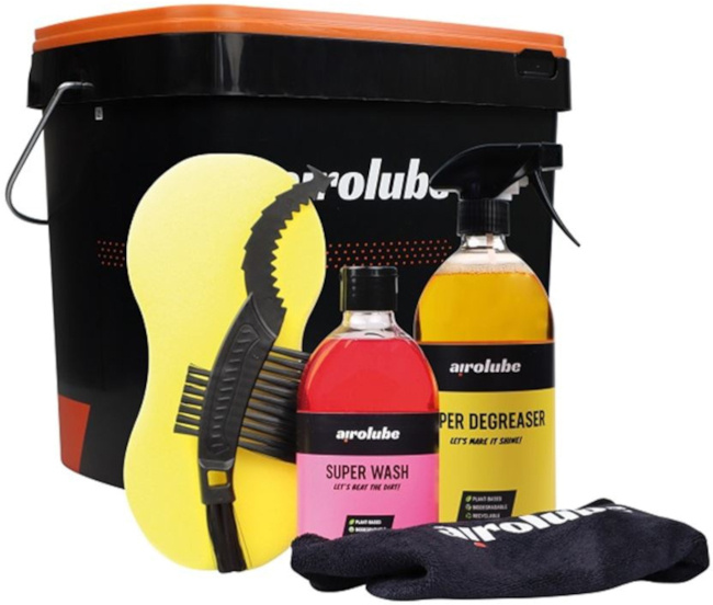Détergents Kit de nettoyage de base avec seau pour vélo 5 pièces - Airolube