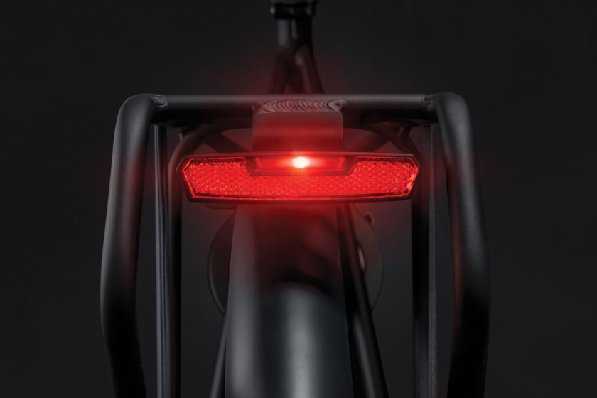 Feux arrières Feu arrière Juno Dynamo Steady 80mm - AXA – Image 6