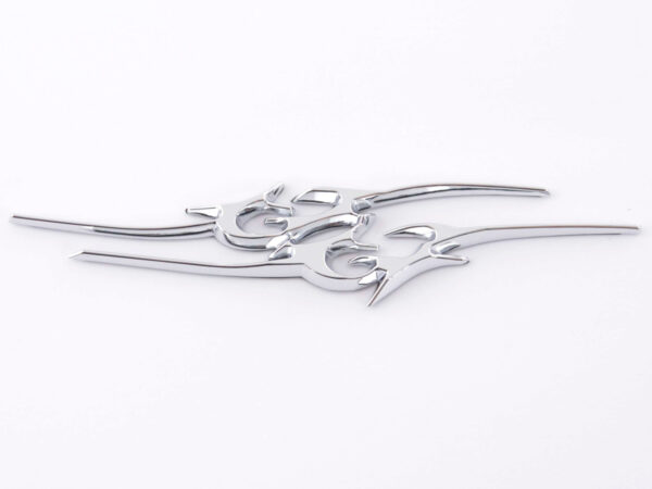 Autocollant chrome 3D Car Logo motif Tribal III 135x30 mm chrome -