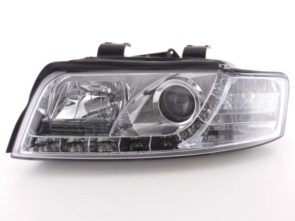 Phares Daylight Audi A4 type 8E 01-04 chrome -