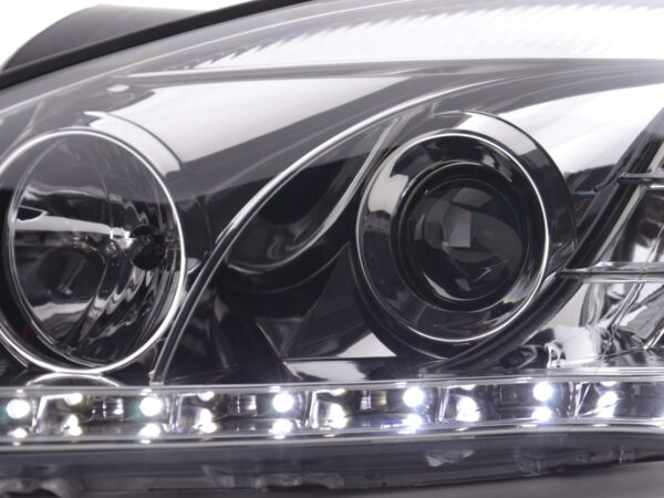 Jeu de phares Daylight LED DRL look Kia cee'd 5 portes. Type ED 06-09 chromé - – Image 5