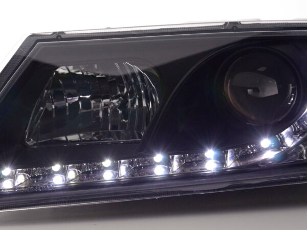 Phare Daylight LED DRL look Skoda Octavia type 1Z 04-08 noir - – Image 7