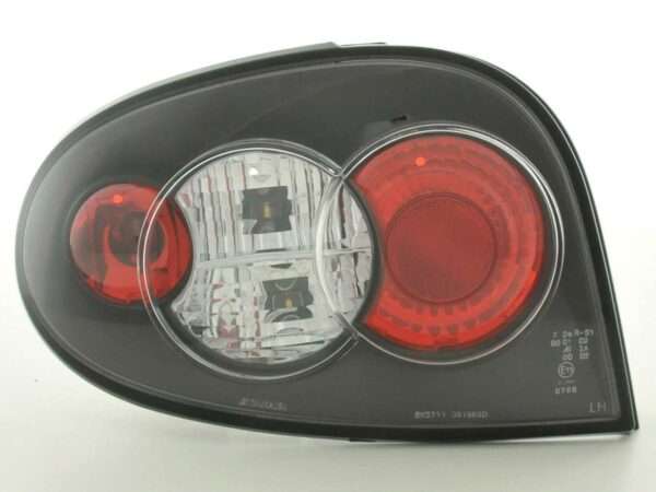 Jeu de feux arrière Renault Megane 3 portes. Type DABALAKAEA 99-02 noir -