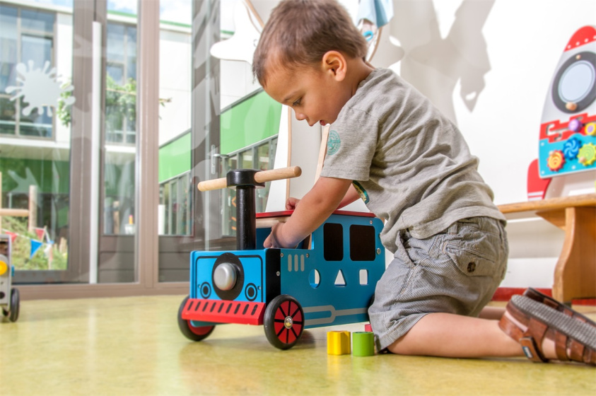 Walking cars Poussette et train junior bleu/noir - I'm Toy – Image 6