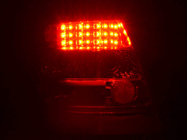 Feux arrière à LED Audi A4 berline type B5 95-00 clair / rouge S4 / TDI - – Image 5