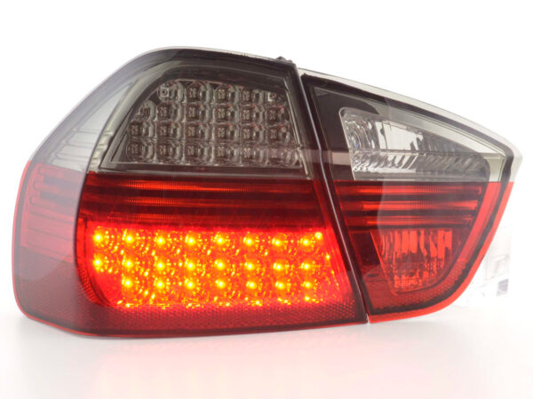 Kit feux arrière à LED BMW Série 3 berline type E90 05-08 noir / rouge -