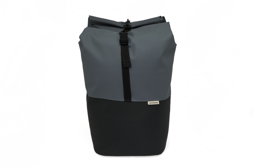Sacs à vélo double Nyborg Sacoche double pour vélo 34L Waterproof Dark Grey - New Looxs – Image 3