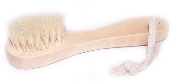 Brosse pour le visage à gommage sérieux- Vendu par 1