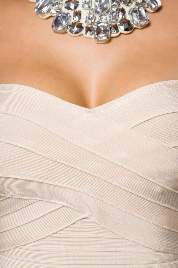 Robe Forme Bandage sans Bretelles - peau - L-Atixo – Image 3
