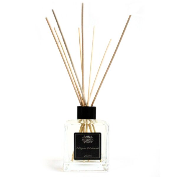 Diffuseur d'huiles essentielles de petit-grain et de bois de rose. 200 ml- Vendu par 1 – Image 2