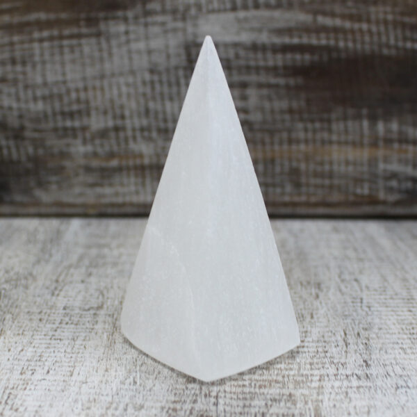 Pyramide de Sélénite - 10 cm- Vendu par 1
