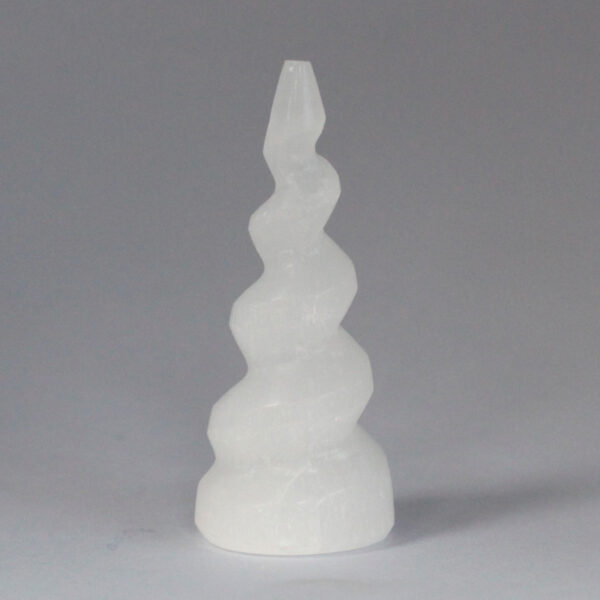 Tour en Corne de Licorne Spirale Sélénite - 10 cm- Vendu par 1