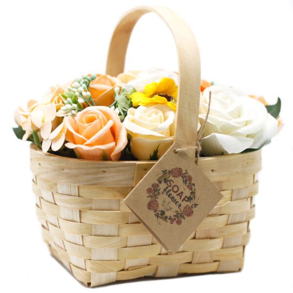 Grand bouquet d'oranges dans un panier en osier- Vendu par 1