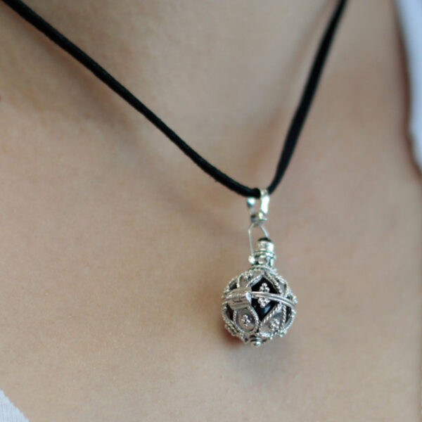 Cloche d'ange en argent - Ténèbres - 16 mm- Vendu par 1