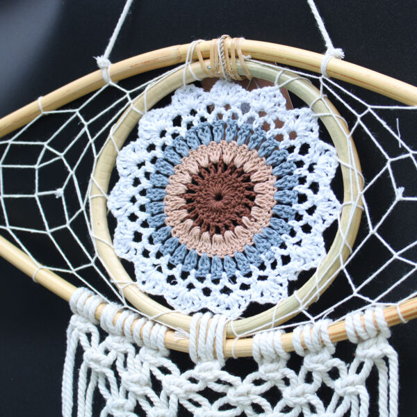 Protection Dream Cather - Med Macrame Eye Blanc/ Gey/Marron- Vendu par 1 – Image 2