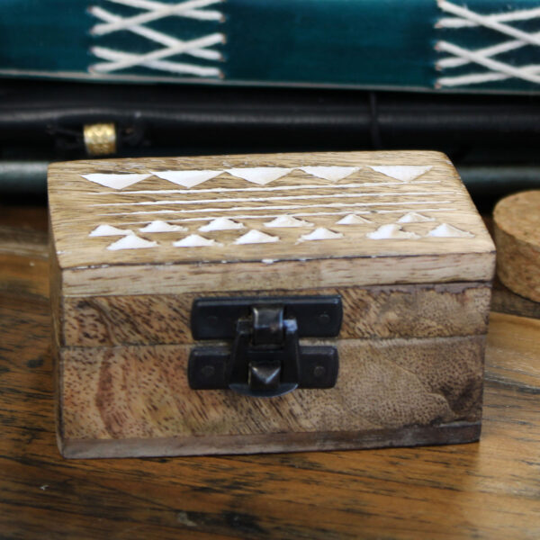 Boîte en bois lavé blanc - Boîte à pilules 3x1.5 Design aztèque- Vendu par 1 – Image 3