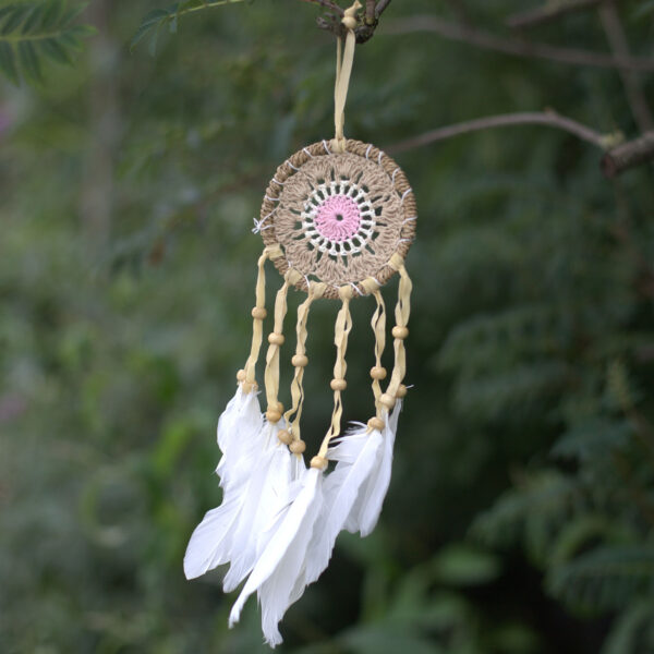 Attrape-rêves en macramé rose pastel 9cm (couleurs assorties)- Vendu par 1