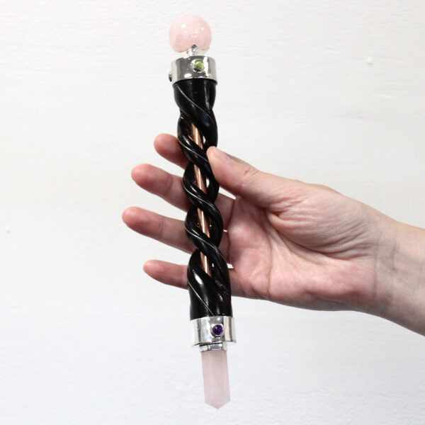 Baguette de guérison sculptée en spirale - Pipe en cuivre Quartz rose- Vendu par 1 – Image 2