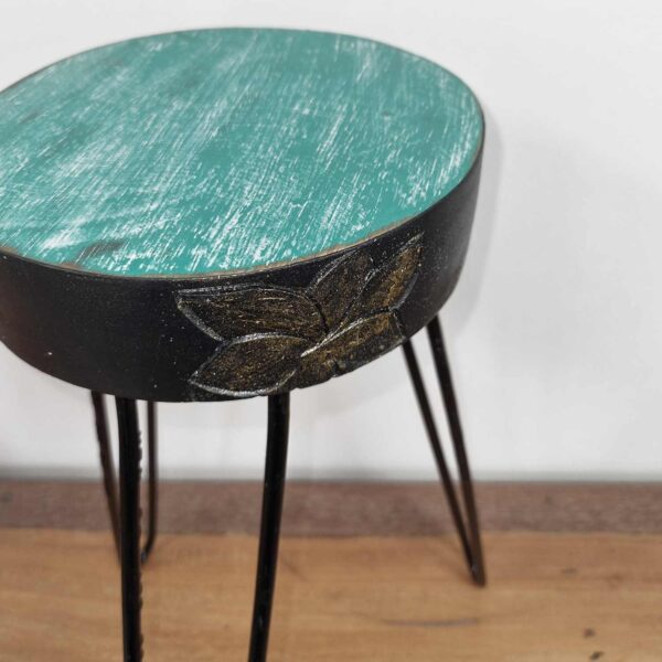 Support pour plantes en bois Albasia - Détail turquoise et doré- Vendu par 1
