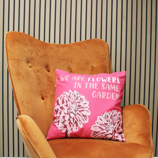 Housse de Coussin en Coton Imprimé - We are Flowers - Rose- Vendu par 1 – Image 2