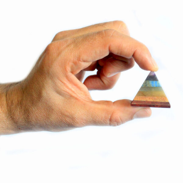 Pyramide des Chakras 30-35mm- Vendu par 1 – Image 3