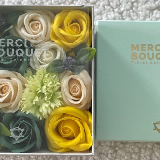 Boîte Carrée - Célébrations du Printemps - Jaune et Vert- Vendu par 1