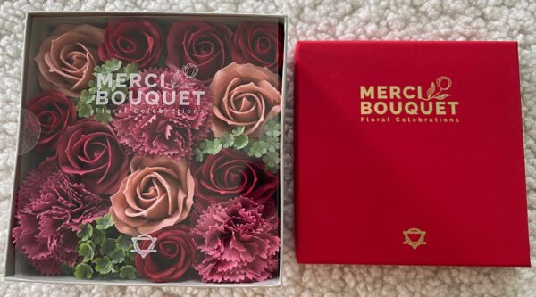 Boîte Carrée - Roses Vintage- Vendu par 1