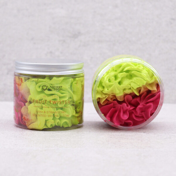 Savon Crème Chantilly Fraise & Kiwi 120g- Vendu par 1 – Image 2