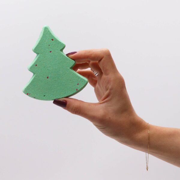 Coffret cadeau de bombe de bain de Noël Gingerbread Town- Vendu par 1 – Image 4