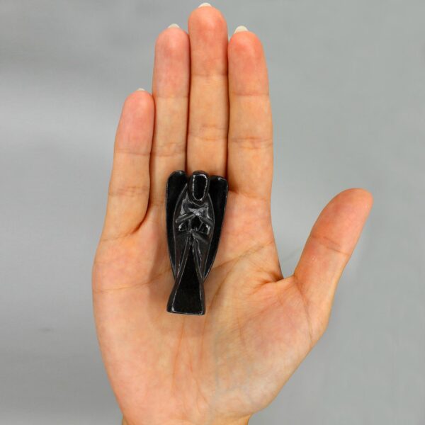 Ange en pierre précieuse sculptée à la main - Agate noire- Vendu par 1 – Image 3
