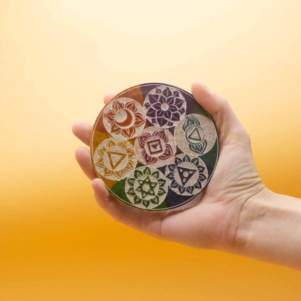 Porte-encens disque en stéatite 10 cm - Sept Chakras- Vendu par 1 – Image 3