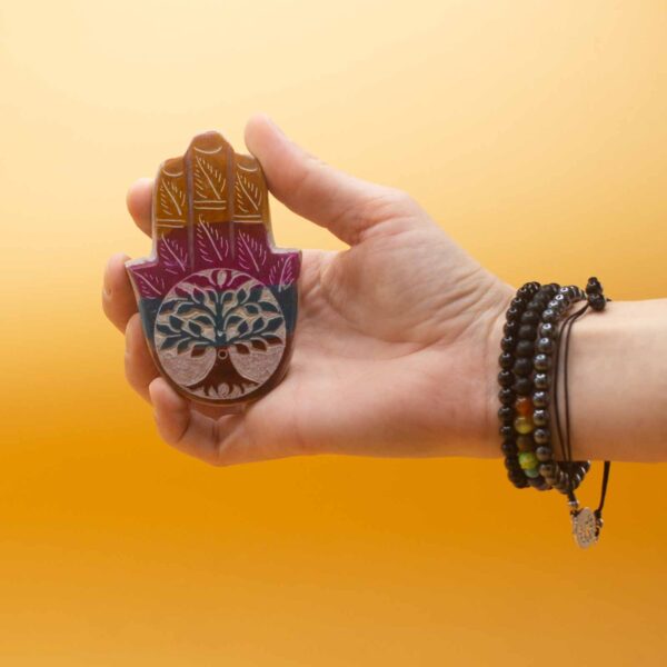 Porte-encens Hamsa en pierre stéatite 9x6cm - Arbre de vie- Vendu par 1 – Image 3