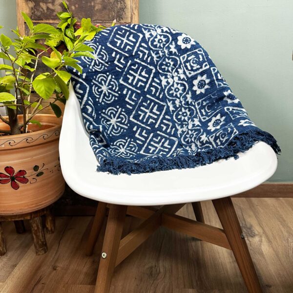 Plaid Indigo Fait Main - 170x120cm - Desi Stripes- Vendu par 1