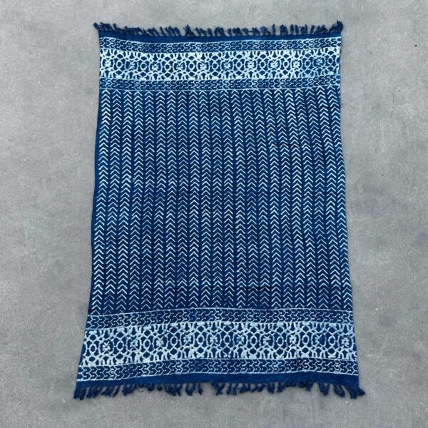Plaid Indigo Fait Main - 170x120cm - Flèches Seedha- Vendu par 1 – Image 4