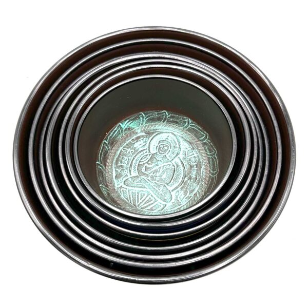 Grand ensemble chakra de sept bols chantants (19,5-35 cm)- Vendu par 1 – Image 2