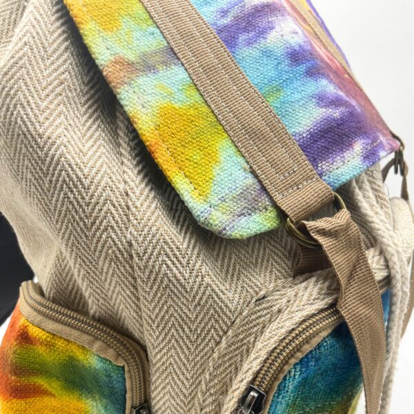 Grand sac à dos carré en chanvre Tiedye- Vendu par 1 – Image 4