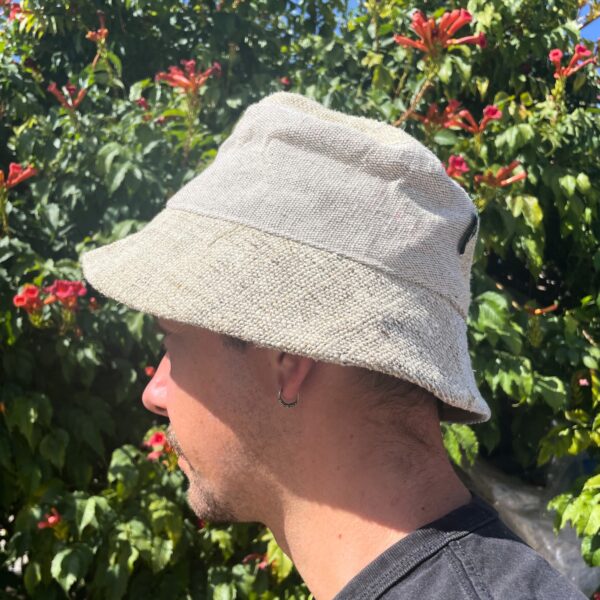 Chapeau de festival Boho en chanvre et coton patché - Naturel- Vendu par 1 – Image 3