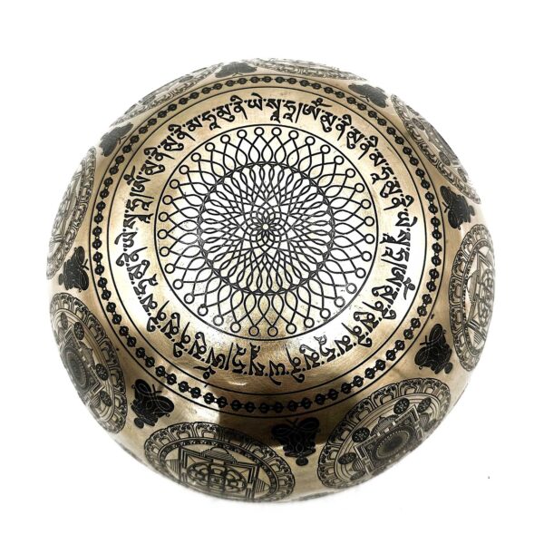Bol Gravé de Guérison Tibétain - 21 cm - 7 Chakras & Fleur de Vie- Vendu par 1 – Image 3