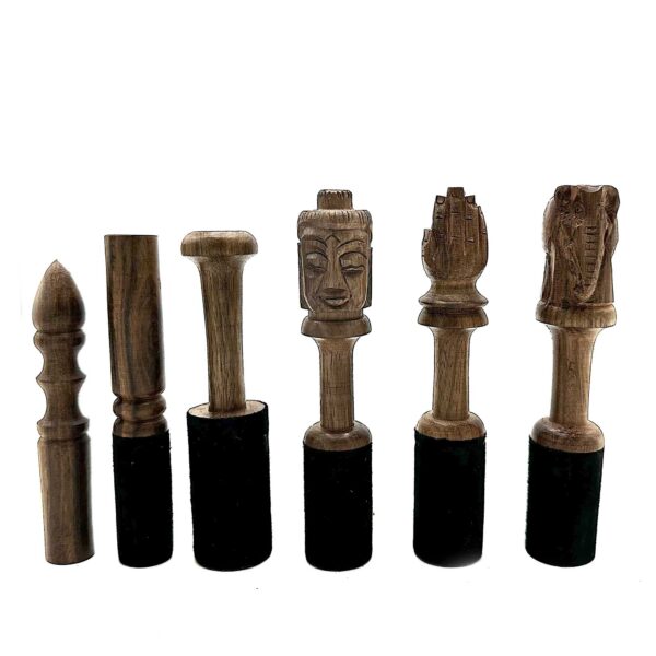 Bâton en bois - 14 cm - Sculpture Bouddha- Vendu par 1 – Image 2