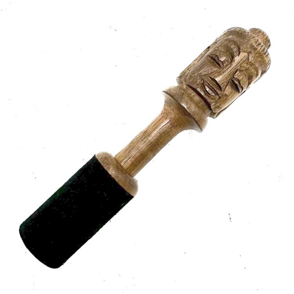 Bâton en bois - 14 cm - Sculpture Bouddha- Vendu par 1